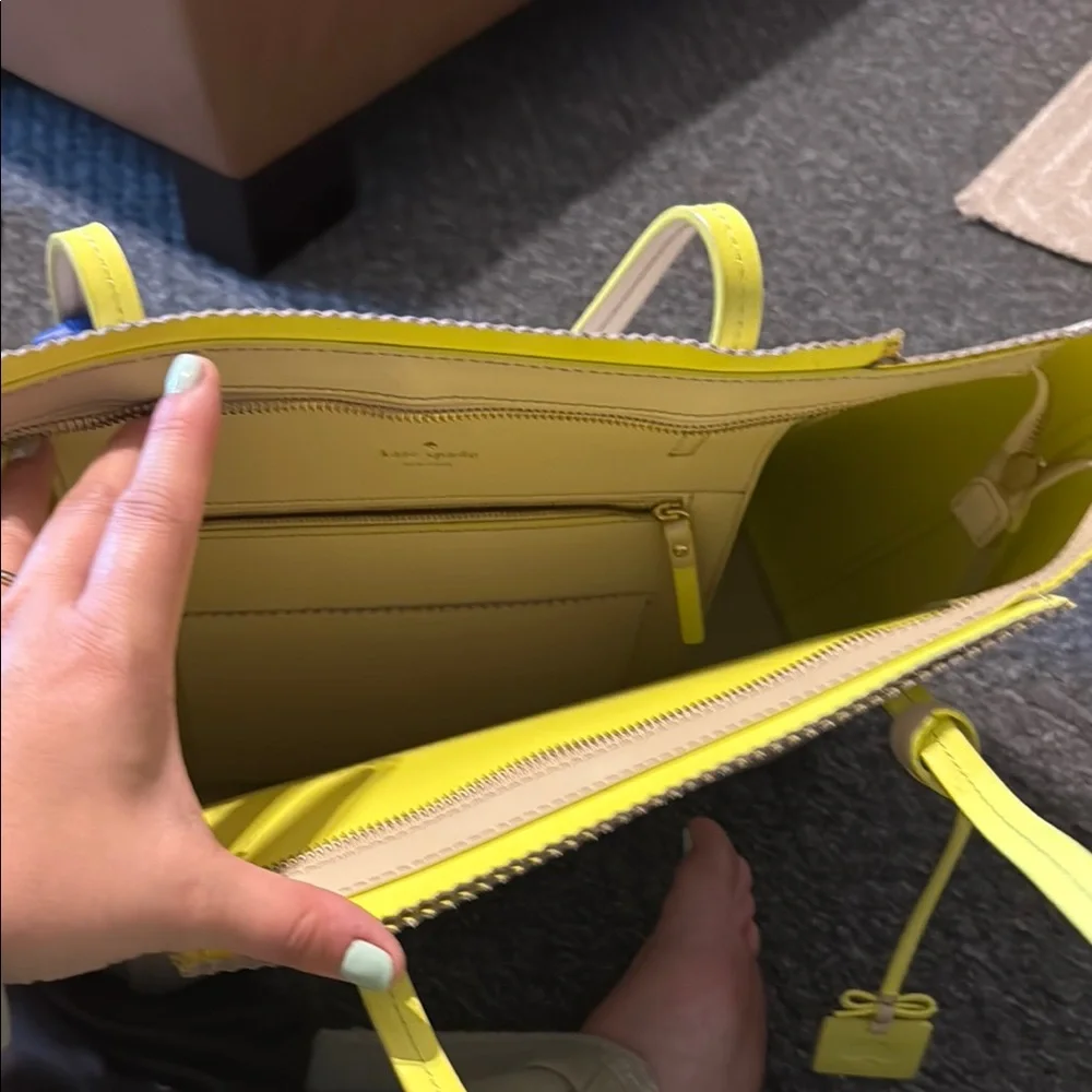 Cream and Yellow Structured Leather Tote Kate spade - Picture 3 of 4